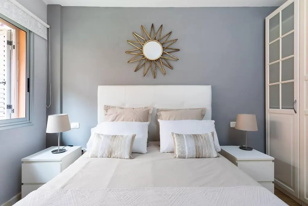 Calido Apartamento, Piscina, Wi-Fi 坎德拉里亚 0*,  西班牙