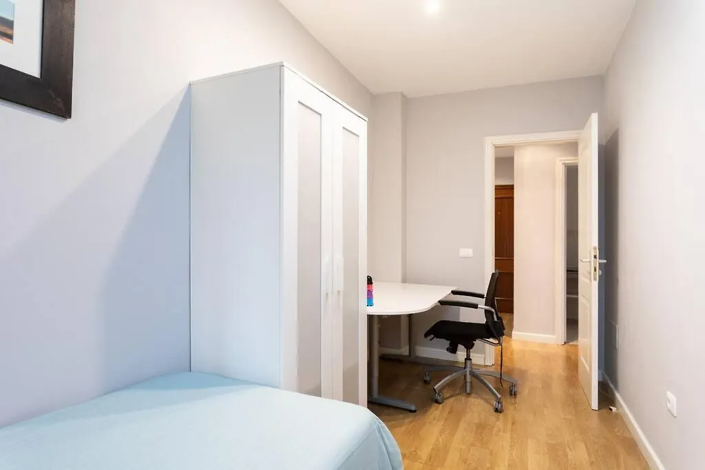 Calido Apartamento, Piscina, Wi-Fi 坎德拉里亚 公寓